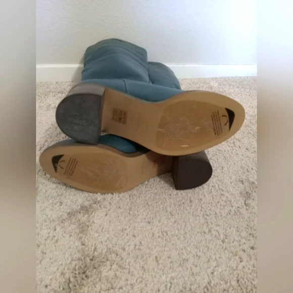 New Free People Tall Leather Tabby Boots in Teal Block Heel Size 38/ 7.5-8 - Picture 12 of 15